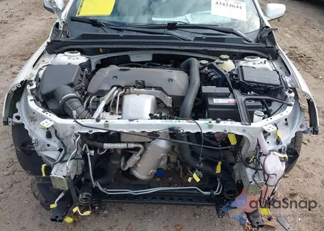 2016 Chevrolet Malibu Premier z USA, uszkodzony, nr VIN 1G1ZH5SX8GF275753